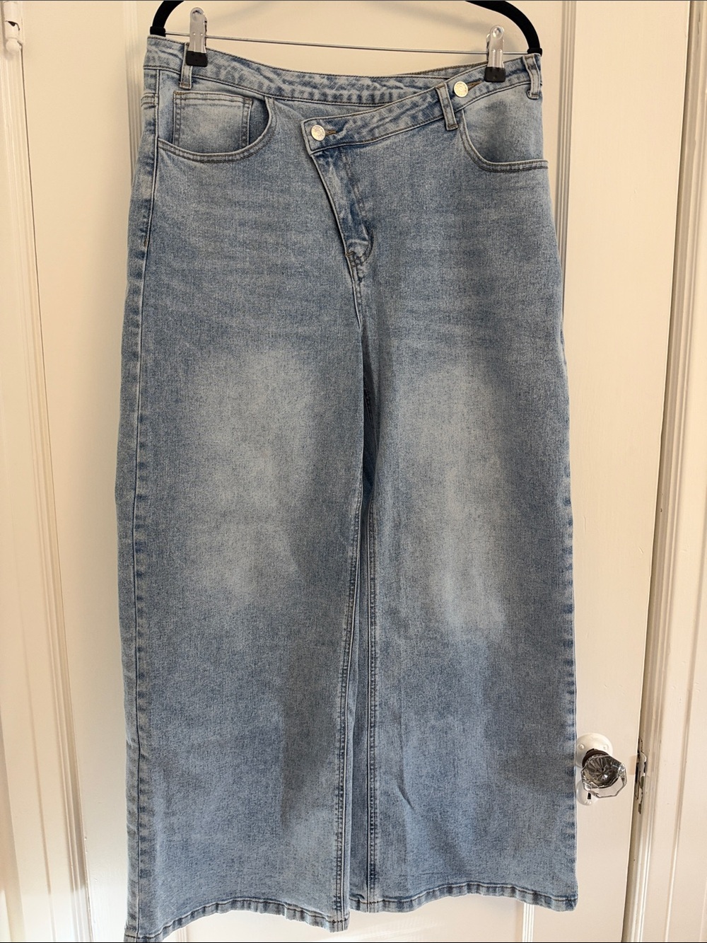 Commense Cross-Button Wide Leg Women’s Jeans - Light Blue